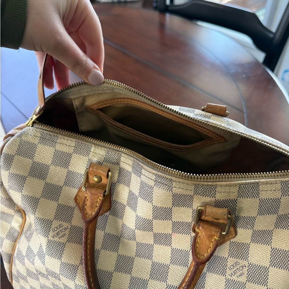 Louis Vuitton Damier Azur Canvas Speedy Bag in Brown and Cream - Picture 6 of 10